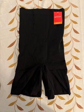 SPANX Black Sculpt High-Waist Shaping Shorts